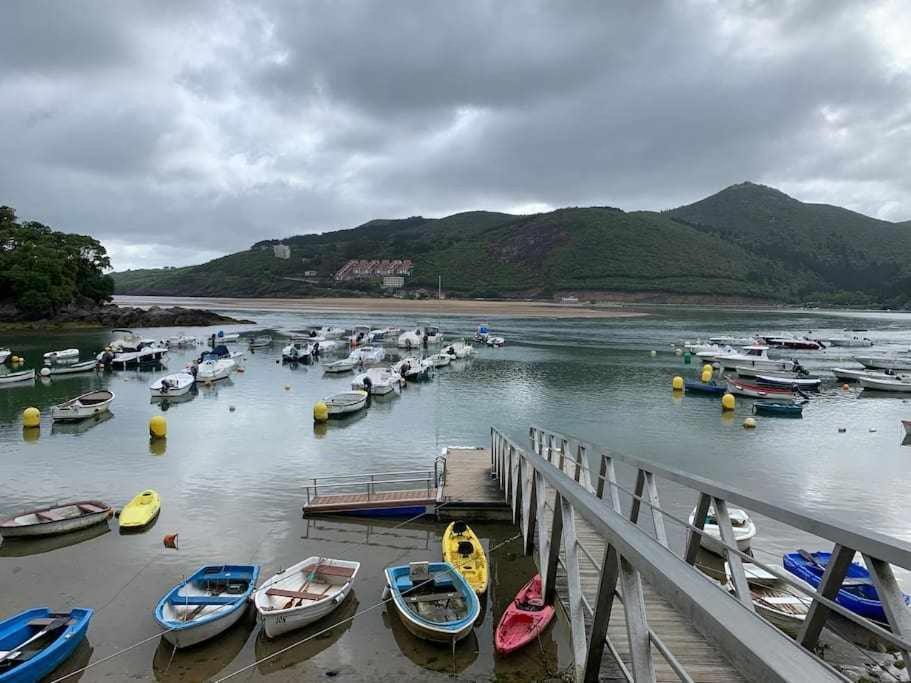شقة Arostegi Etxea Bonito Piso Junto Al Puerto بيرميو المظهر الخارجي الصورة