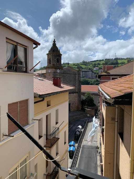 شقة Arostegi Etxea Bonito Piso Junto Al Puerto بيرميو المظهر الخارجي الصورة
